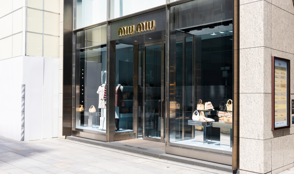 公式で販売されているミュウミュウ香水を購入する