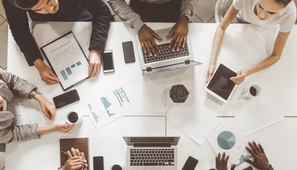 シーン別の選び方(デイリー使用、特別な日、仕事、デートなど)