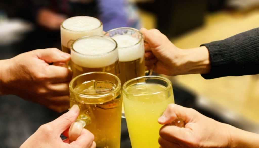 食事や人との距離が近い場面では量も控えめにする