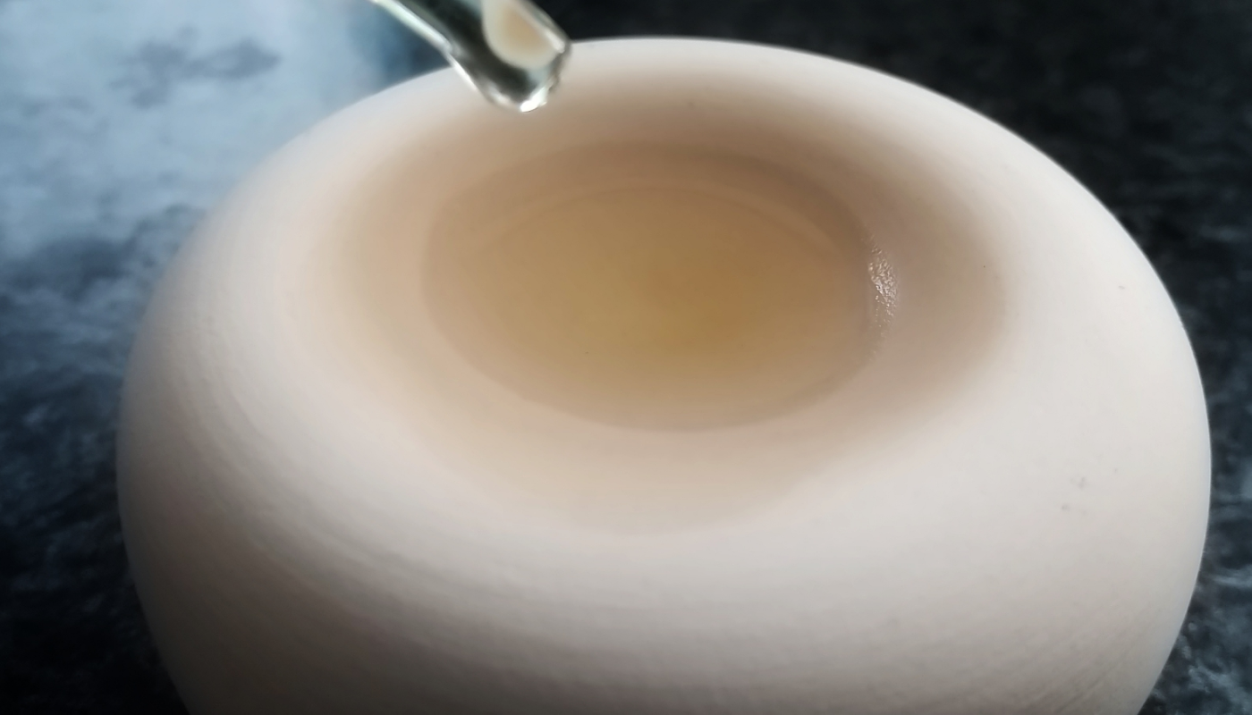 香りを染み込ませた置き石