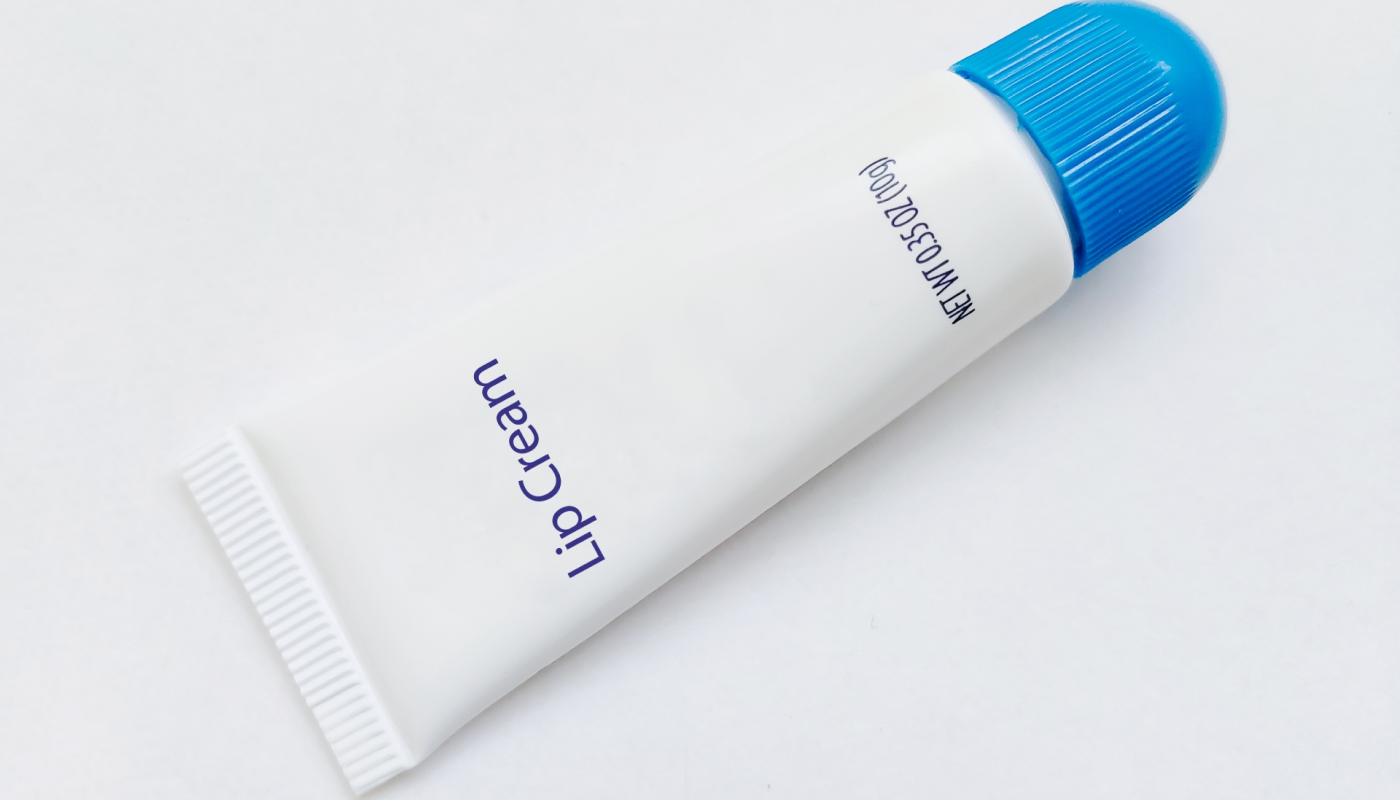UVカット効果のある薬用リップクリームを毎日塗る