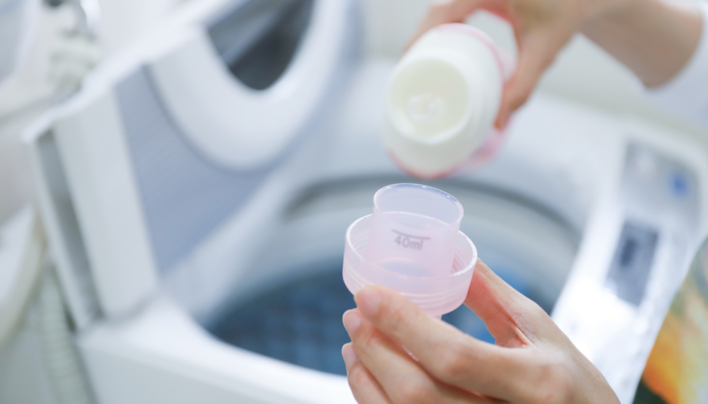 STEP1｜洗剤や柔軟剤をいつも通り入れる