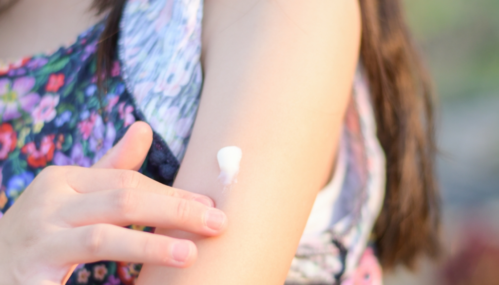 塗り薬や、虫よけと一緒に使ってもよい？