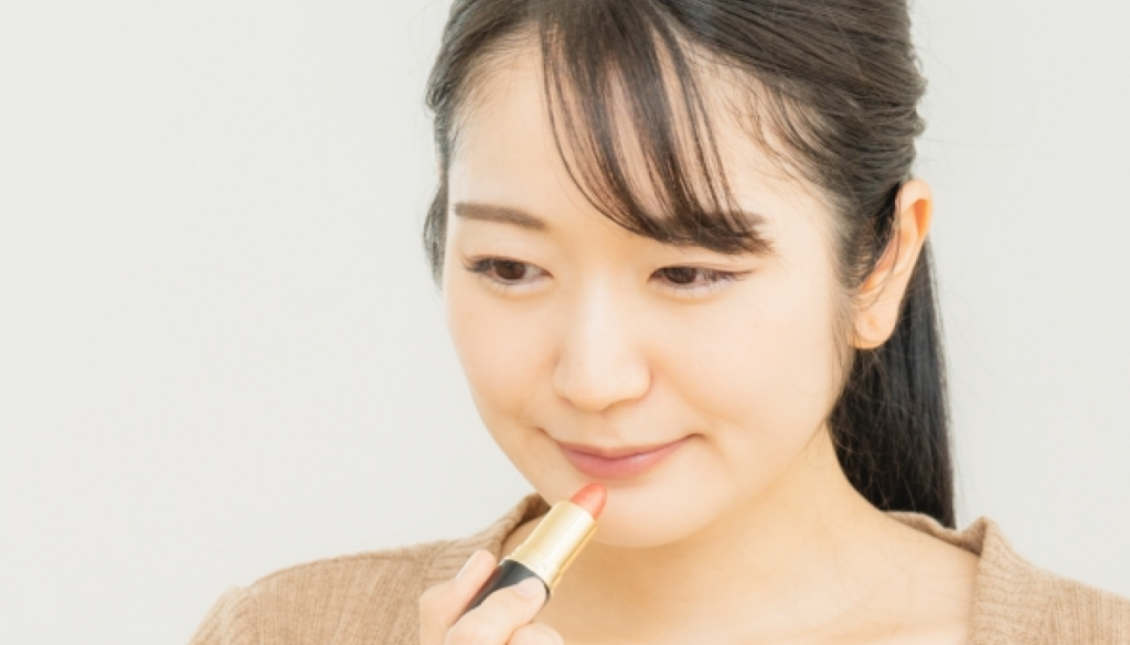 唇の凹凸をなくす