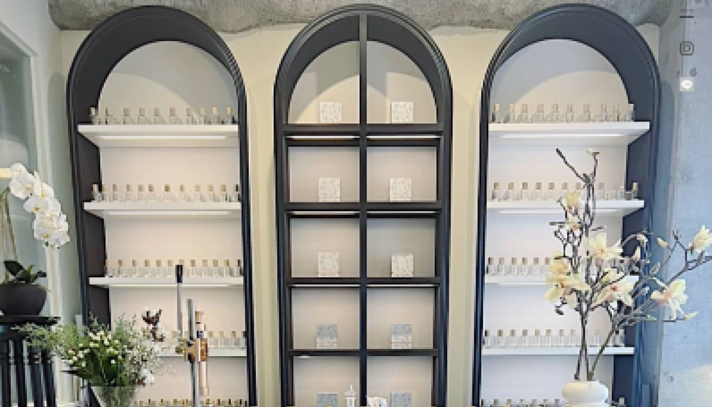 オーダーメイド香水ブランド:AROMA BLEND BAR(アロマブレンドバー)