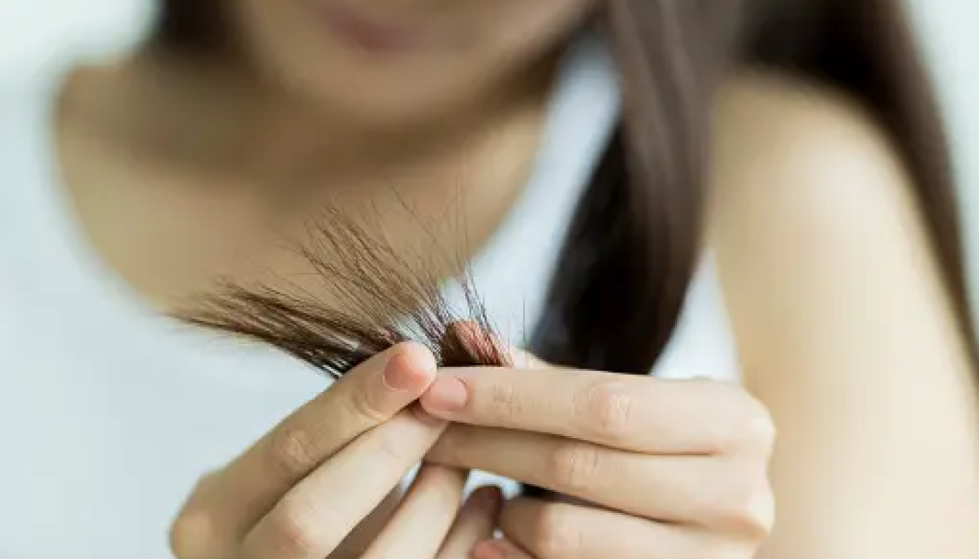 ヘアオイルでヘアアイロンでのダメージを軽減！