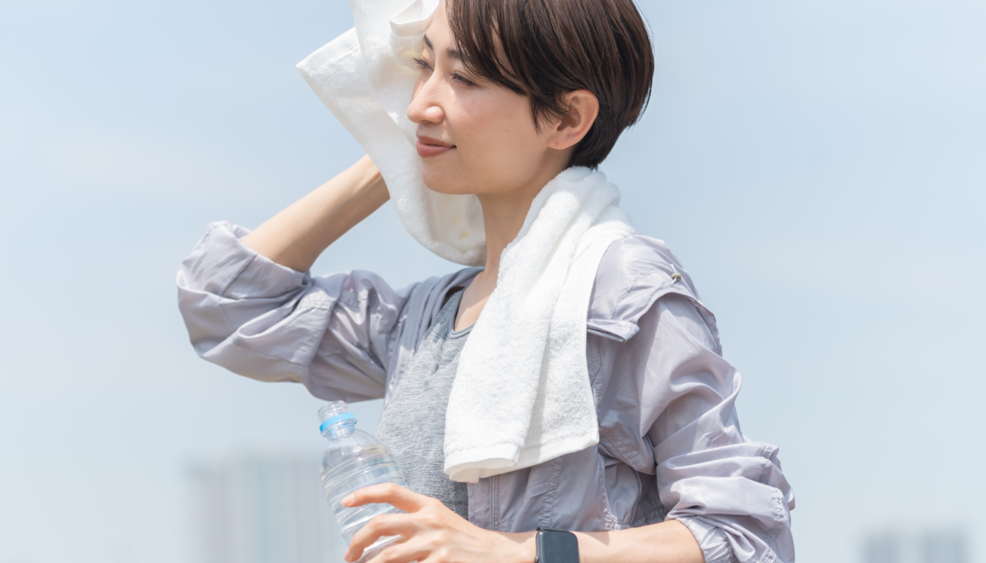 こまめに汗を拭く