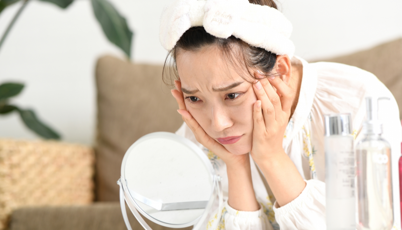 化粧水をつけると肌が急にヒリヒリするのはなんで？