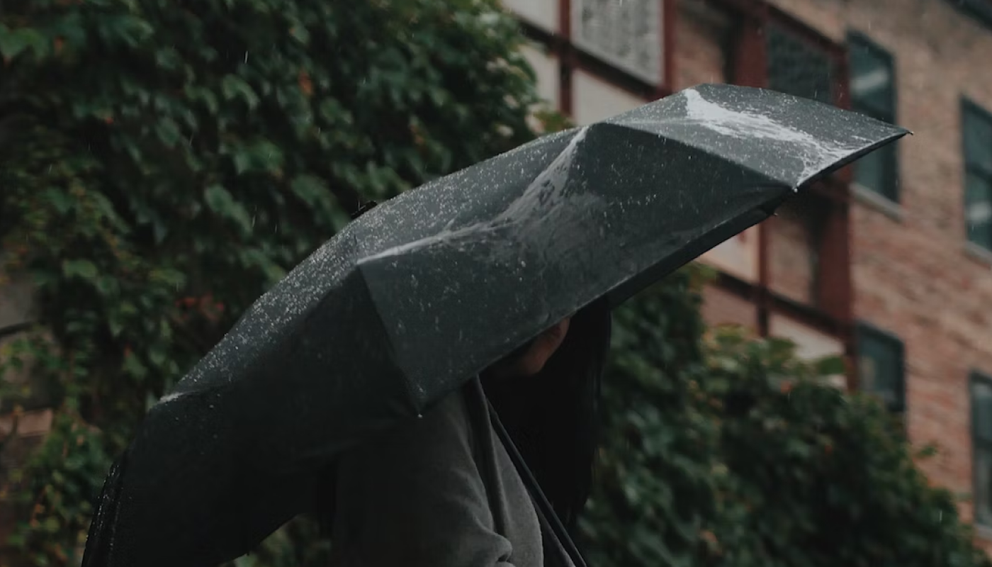 雨の日にピッタリ!おすすめ日焼け止め10選