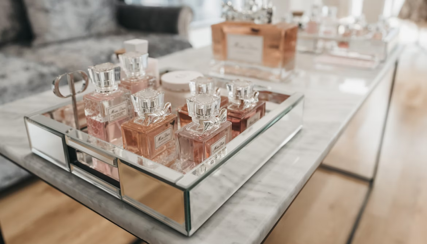 ミスディオールの7つの香りを比較