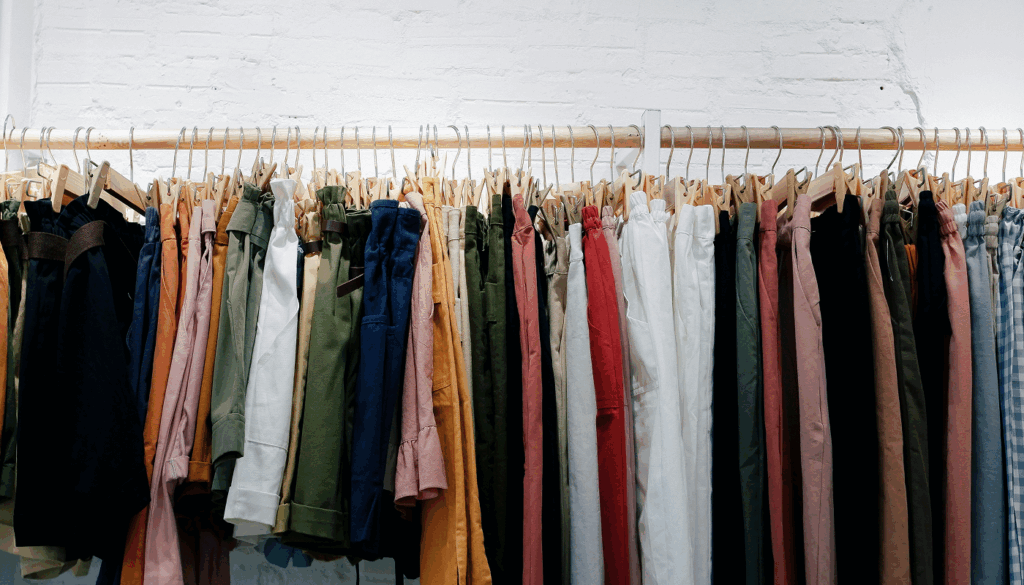 髪や衣服につけるのは避けた方がいい？