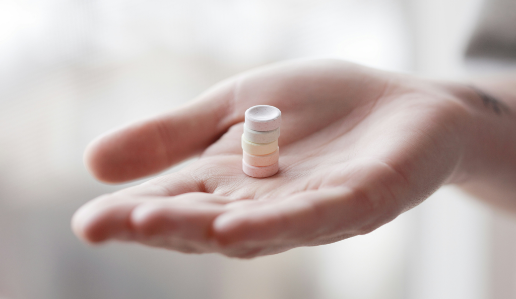 アラントイン・グリチルリチン酸